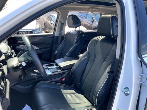 Used 2024 Acura MDX SH-AWD w/ Advance Package image 26