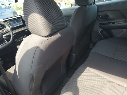 Used 2025 Nissan Kicks S AWD/4WD image 13