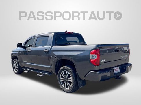 Used 2020 Toyota Tundra SR5 w/ SR5 Convenience Package AWD/4WD image 4