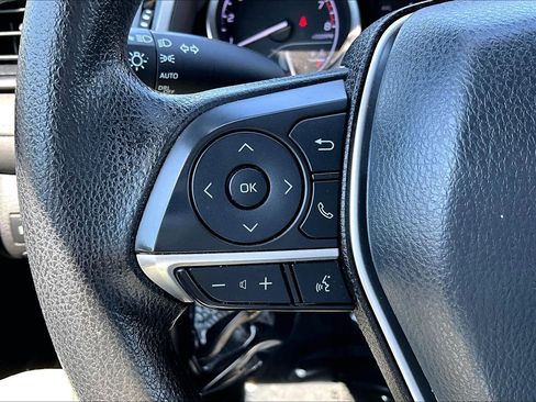 Used 2023 Toyota Camry LE image 17