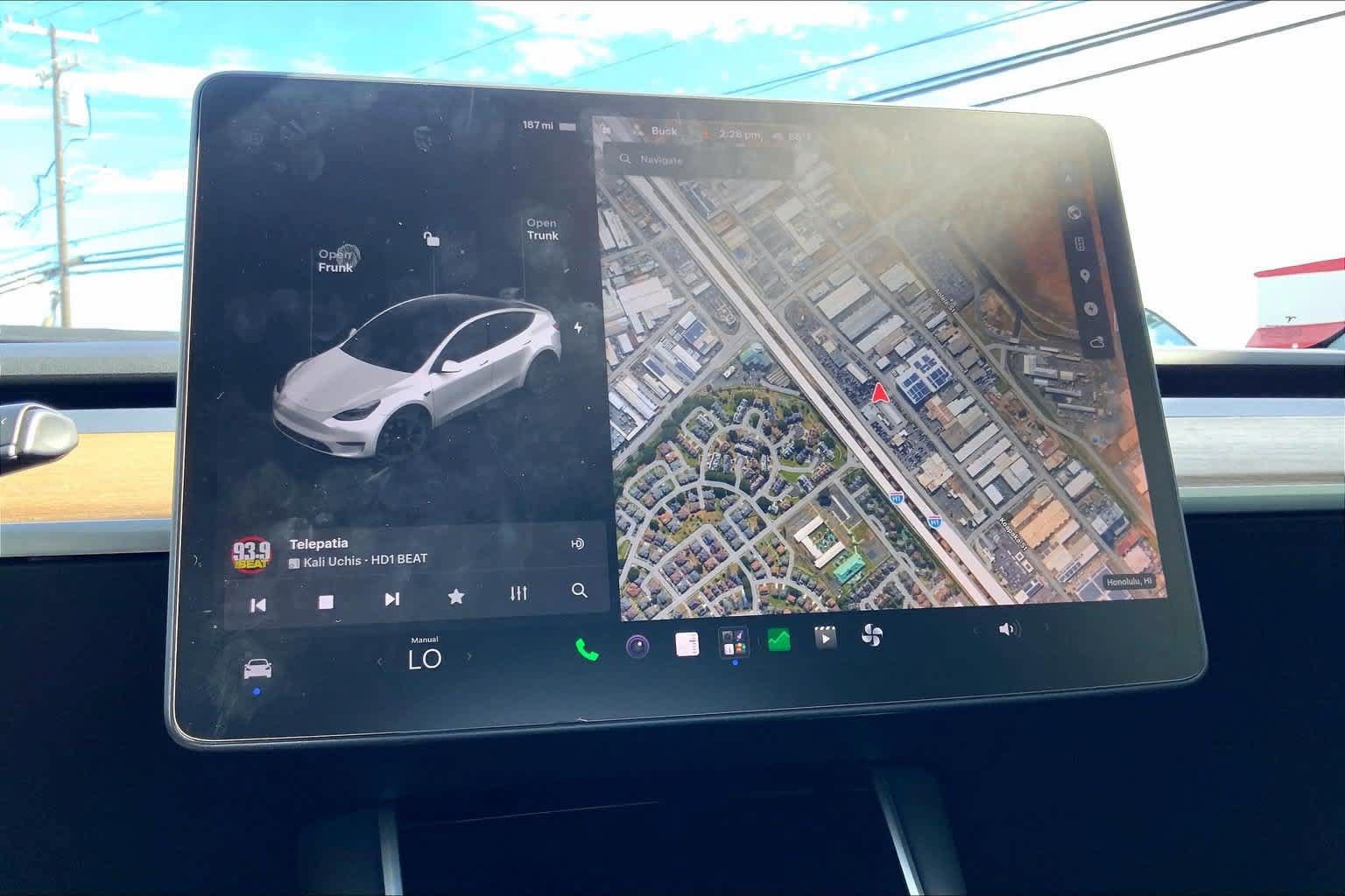Used 2021 Tesla Model Y 2WD image 34