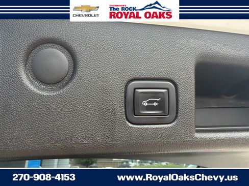 Used 2021 Chevrolet Equinox Premier w/ Redline Edition FWD image 28