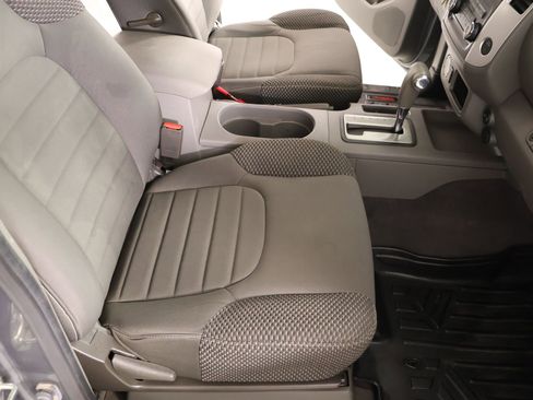 Used 2019 Nissan Frontier Desert Runner RWD image 12