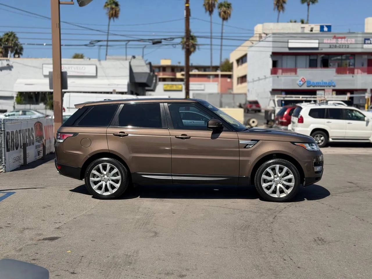 Used 2014 Land Rover Range Rover Sport HSE AWD/4WD image 19