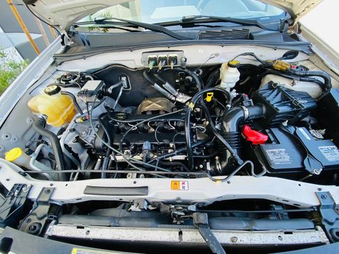 Used 2008 Ford Escape XLS FWD image 17
