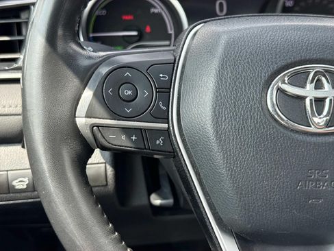 Used 2024 Toyota Camry XLE w/ Cold Weather Package FWD image 15
