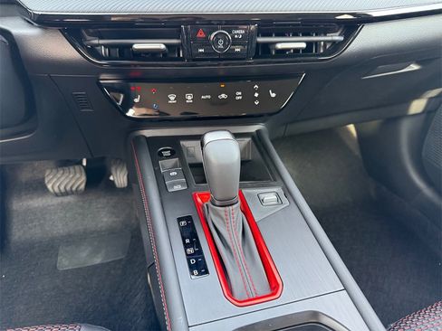 New 2026 Nissan Kicks SR w/ Cold Weather Package image 13