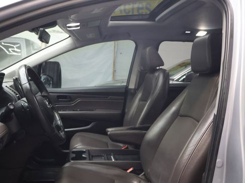 Used 2019 Honda Odyssey EX-L image 18