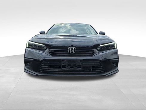 Used 2024 Honda Civic Touring image 2