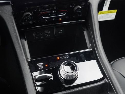 New 2025 Jeep Grand Cherokee Limited w/ Trailer Tow Package image 48