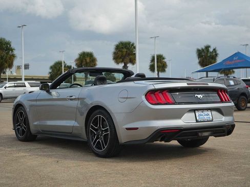 Used 2022 Ford Mustang Premium image 4