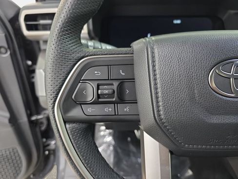 Certified 2025 Toyota Tacoma TRD Sport AWD/4WD image 14