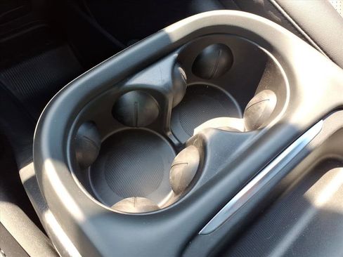 New 2027 Chrysler Pacifica Select FWD image 33