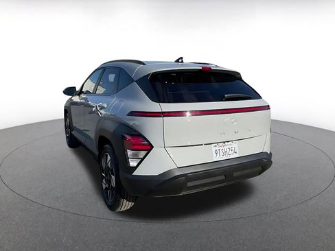 Used 2025 Hyundai Kona SEL image 15