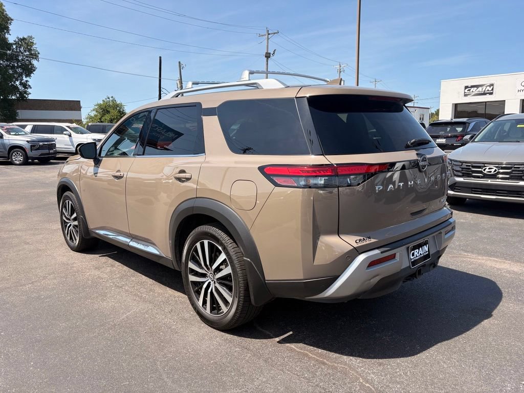 Used 2023 Nissan Pathfinder Platinum AWD/4WD image 5