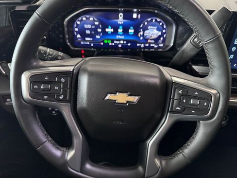 Certified 2023 Chevrolet Silverado 1500 LT AWD/4WD image 13