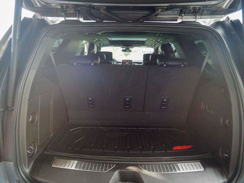 Used 2021 GMC Yukon AT4 w/ AT4 Premium Plus Package AWD/4WD image 12