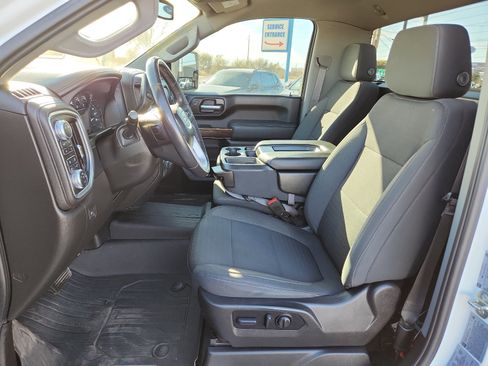 Used 2022 GMC Sierra 3500 SLE w/ SLE Convenience Package image 9