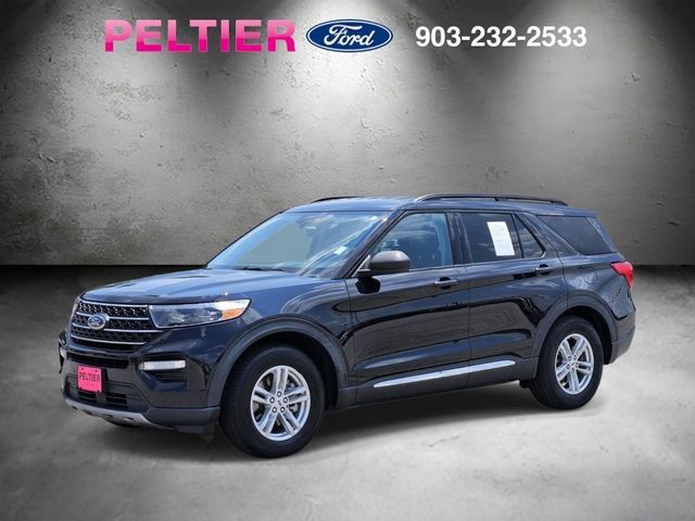 Used 2023 Ford Explorer XLT w/ Equipment Group 202A RWD image 4