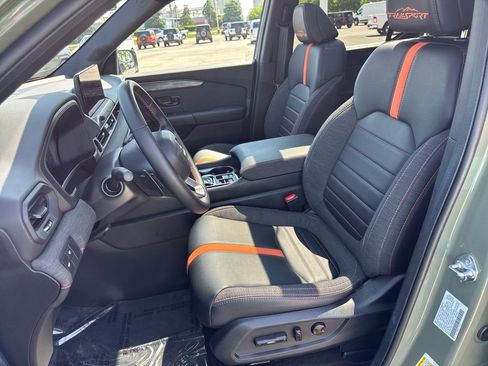 Used 2026 Honda Passport TrailSport image 9