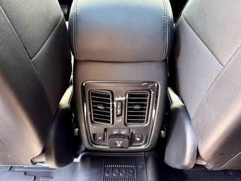 Used 2020 Jeep Grand Cherokee High Altitude AWD/4WD image 36