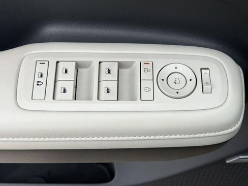 Certified 2024 Hyundai Santa Fe Limited FWD image 12