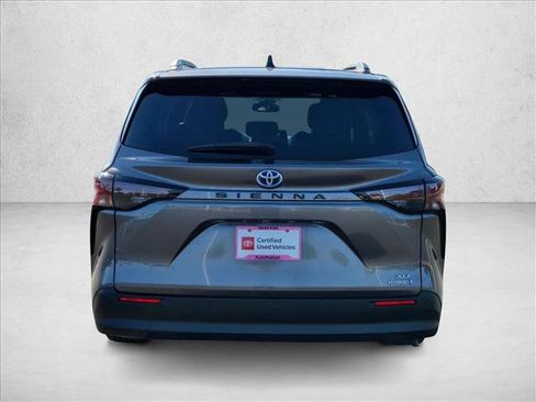 Certified 2023 Toyota Sienna XLE w/ XLE Plus Package FWD image 7