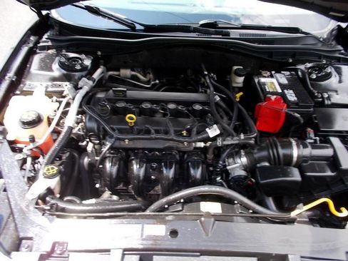 Used 2012 Ford Fusion SEL image 18