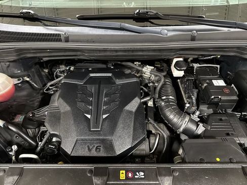 Used 2022 Kia Carnival SX FWD image 26