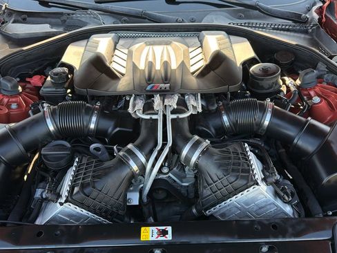 Used 2013 BMW M5 RWD image 34