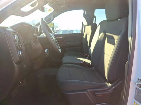 New 2026 GMC Sierra 2500 Pro w/ Convenience Package image 9