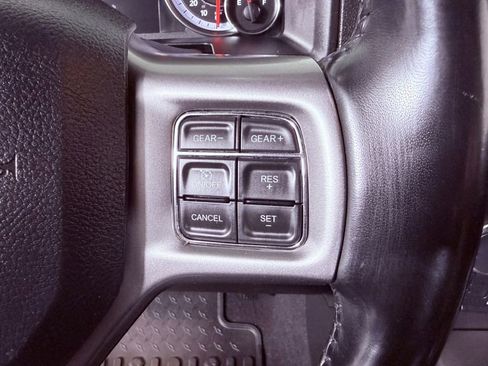 Used 2021 RAM 1500 Classic Warlock w/ Luxury Group AWD/4WD image 15