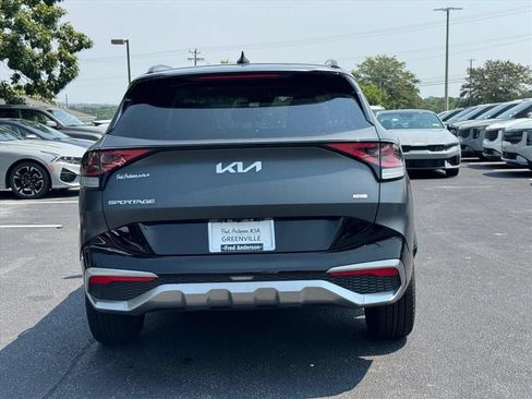 Certified 2025 Kia Sportage SX Prestige AWD/4WD image 4