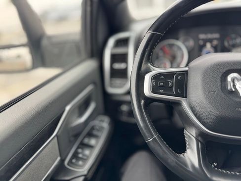 Used 2023 RAM 2500 Big Horn w/ Level 1 Equipment Group image 7