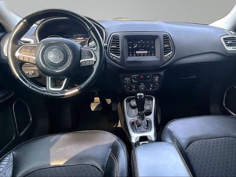 Used 2019 Jeep Compass Latitude w/ Popular Equipment Group AWD/4WD image 19