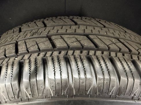 Used 2021 Chevrolet Traverse Premier w/ Redline Edition image 56