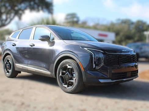 New 2026 Kia Sportage EX FWD image 3
