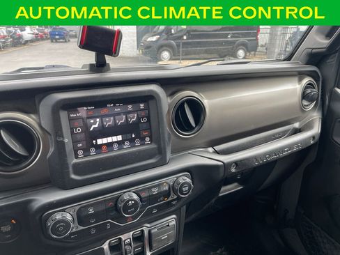 Used 2021 Jeep Wrangler Unlimited Sport AWD/4WD image 19