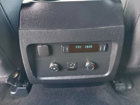Used 2017 Ford Expedition XLT AWD/4WD image 17