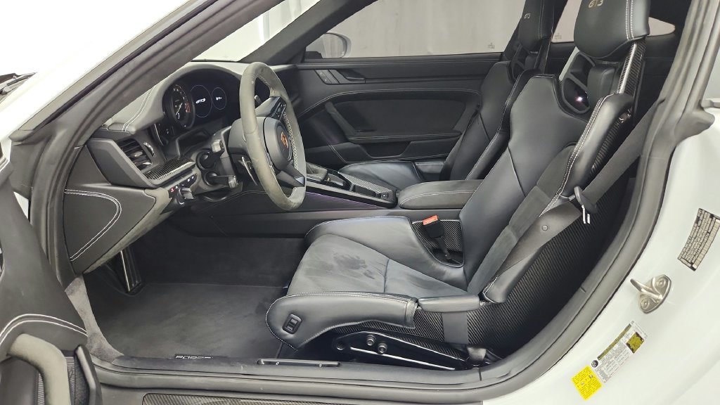Used 2022 Porsche 911 GT3 RWD image 34