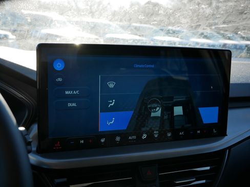 Used 2025 Ford Escape Active w/ Active Premium Tech Pack image 23