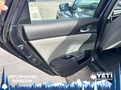 Used 2020 Honda Civic LX image 16