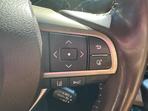 Used 2017 Lexus ES 350 w/ Luxury Package FWD image 9