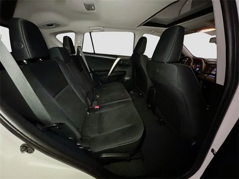 Used 2014 Toyota RAV4 XLE image 35