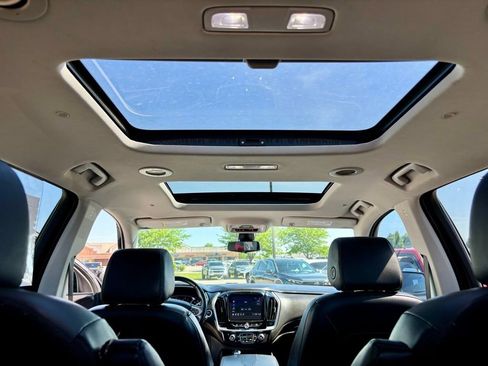 Used 2020 Chevrolet Traverse Premier w/ Redline Edition FWD image 24
