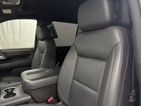 Used 2022 Chevrolet Tahoe Z71 w/ Z71 Off-Road Package image 14