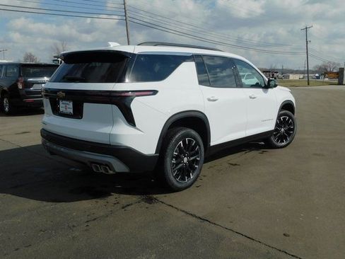 New 2026 Chevrolet Traverse LT w/ Sun and Wheel Package image 7