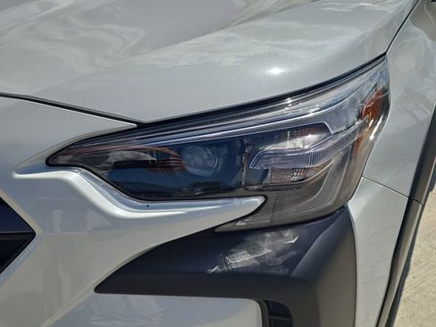 Certified 2025 Subaru Outback Limited image 6