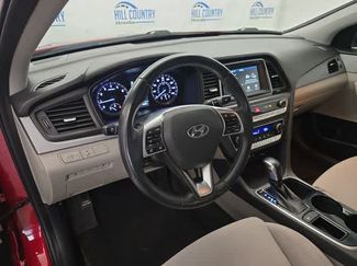 Used 2019 Hyundai Sonata SEL FWD video 2
