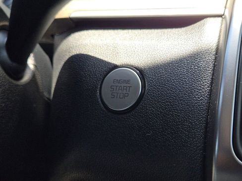 Used 2023 Kia Sorento EX w/ Panoramic Sunroof Package FWD image 23